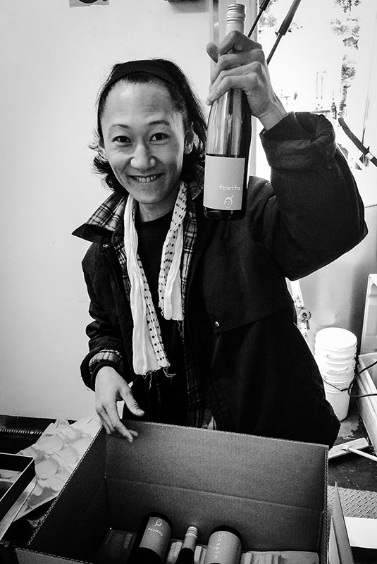 Cg~^ Wine Tomita
